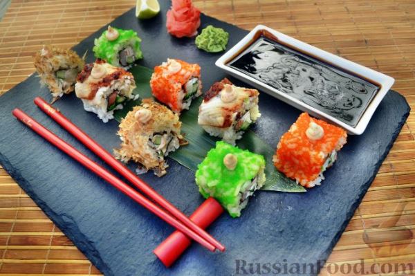 Сет роллов с морепродуктами