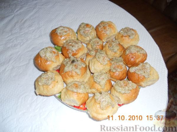 Пампушки с чесноком к борщу