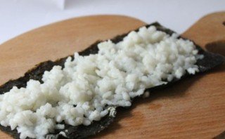 Роллы с красной икрой