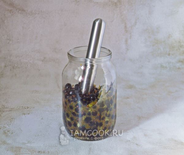 Черносмородиновый ликёр (Creme de cassis)