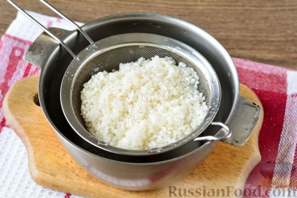 Роллы с солёной скумбрией и свежим огурцом