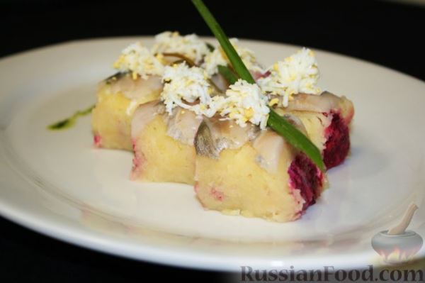 Сельдь под шубой (в виде роллов)