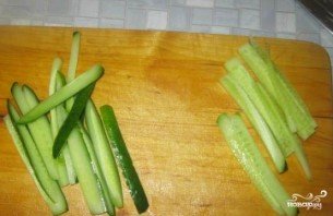 Роллы с огурцом и сыром